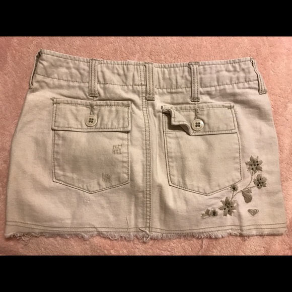 Khaki skirt - Picture 2 of 3